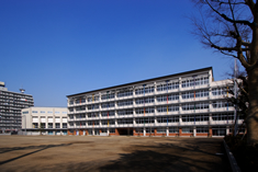 新宿区立西早稲田中学校